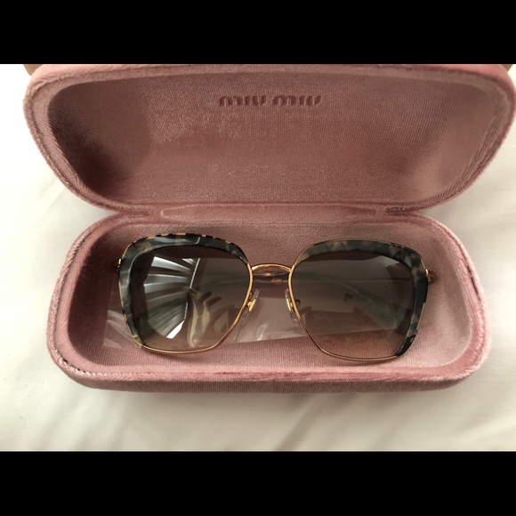 Brand new Miu miu sunglasses - Picture 5 of 8